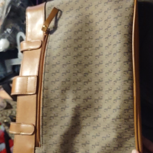 America Carryland Brown Purse - Picture 2 of 10